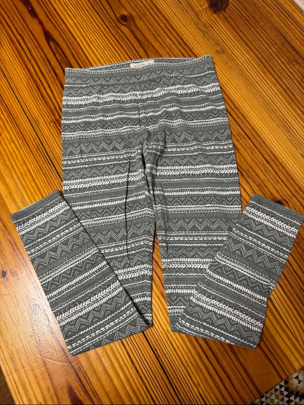 Abercrombie & Fitch Gray and White Patterned Women’s Leggings